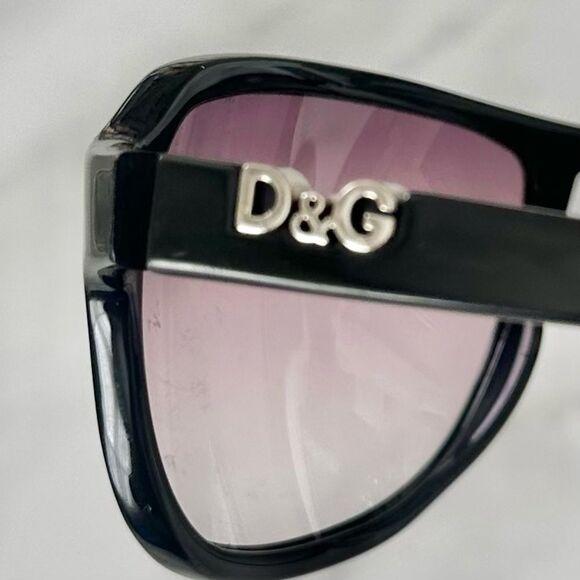 SOLD:Dolce and Gabbana D&G RetroY2K Slim Aviator GradientSunglasses Black Silver - Picture 4 of 12